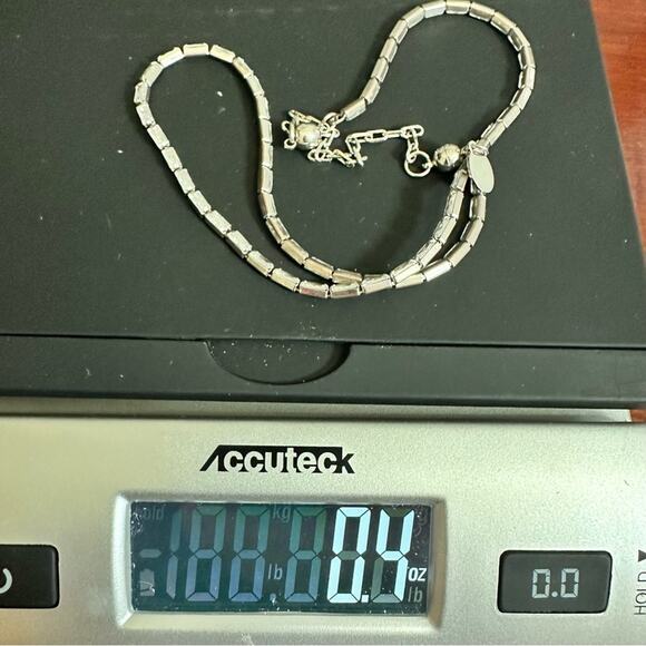 Melania Clara Necklace Costume Jewelry Rhinestone 15.5" to 19" Long 3" extender - Picture 10 of 11